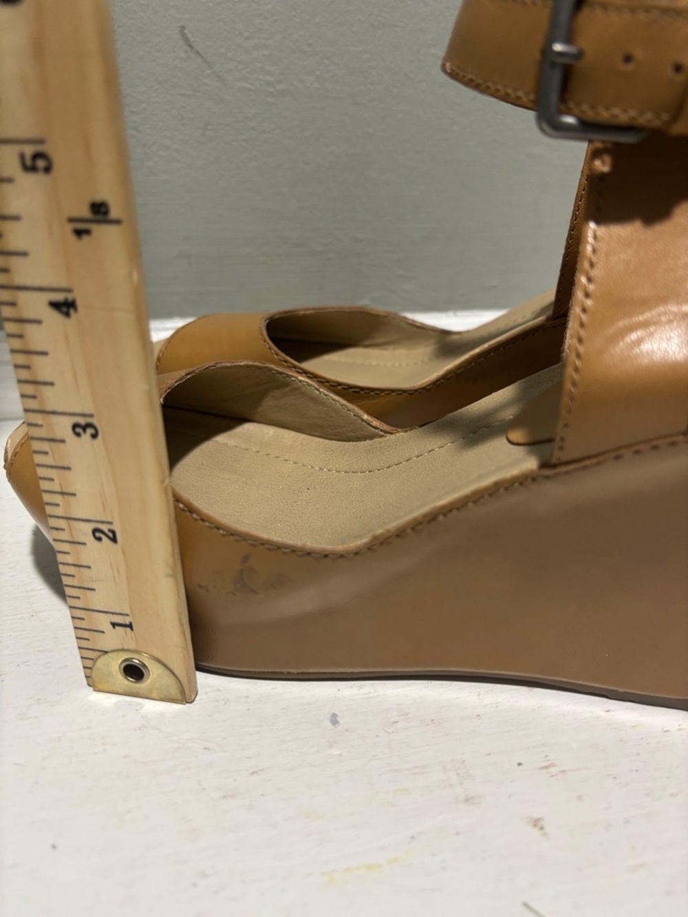 Kenneth Cole Reaction Women’s Tan Wedge Sandals w/Ankle Strap-size 9 - Picture 6 of 8